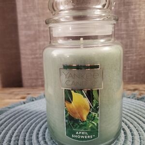 Yankee Candle April Showers Jar Candle - Green